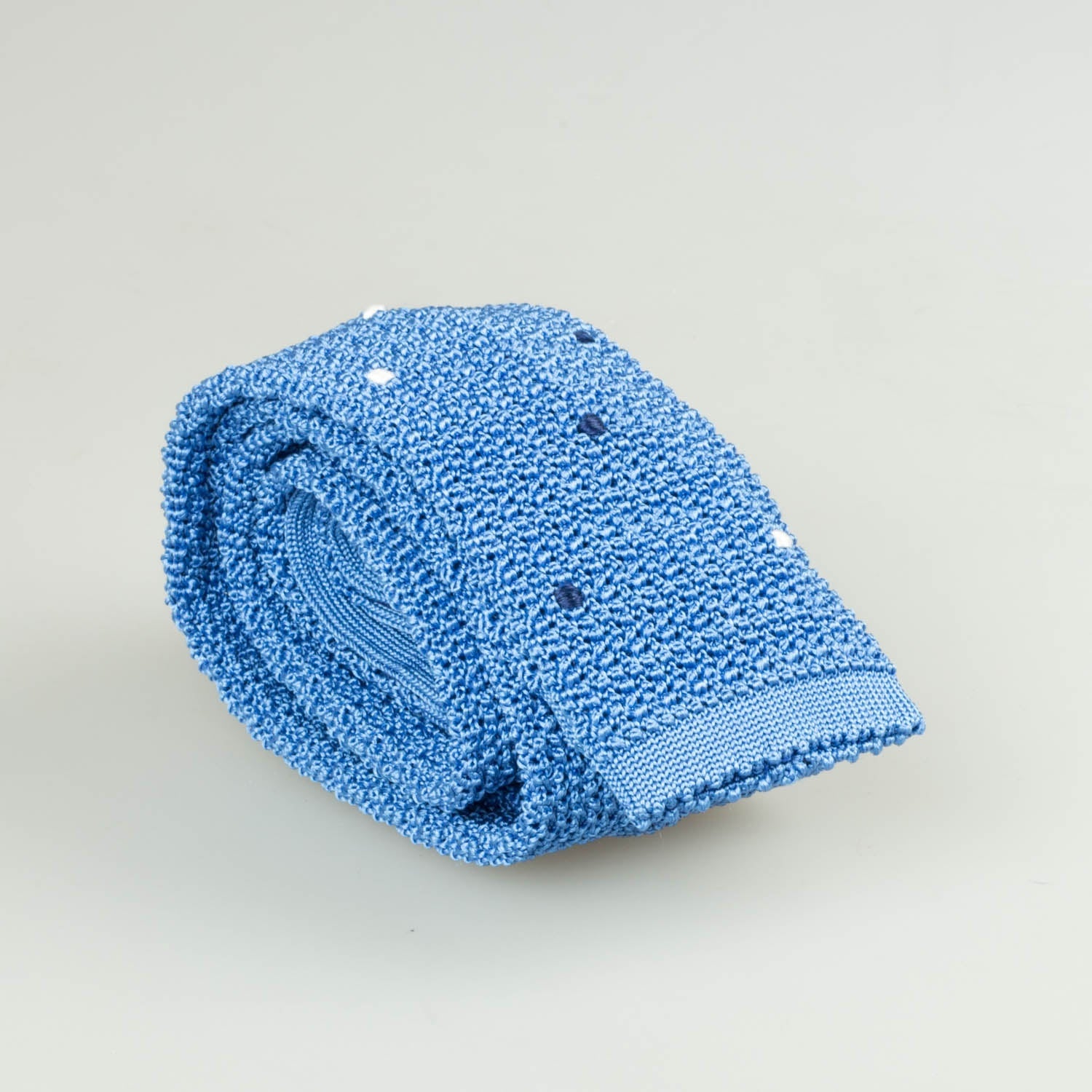 Julius Knitted Dots Licht Blauw