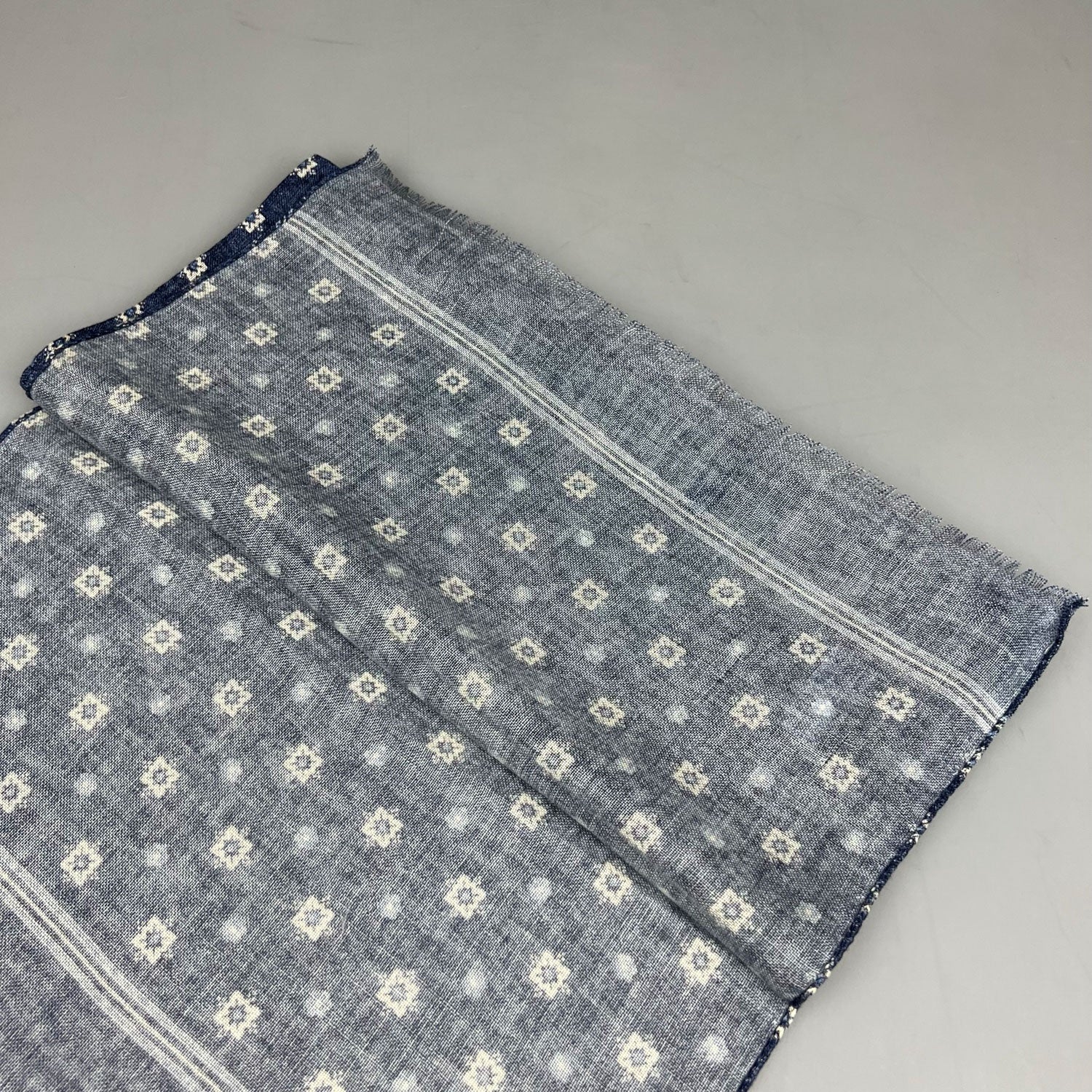 Julius Scarf Light Wool Venice