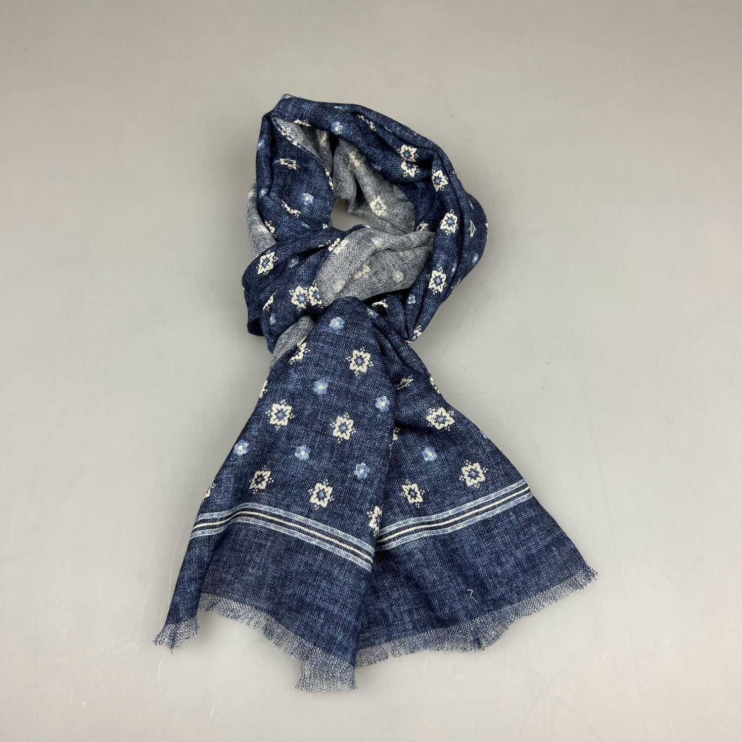 Julius Scarf Light Wool Venice