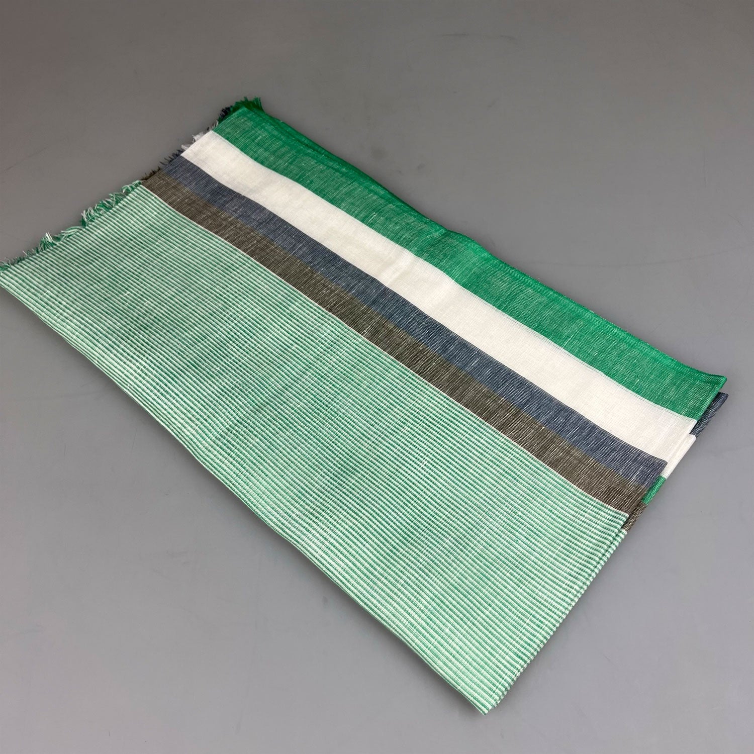 Julius Scarf Linen/Cotton Stripe Groen