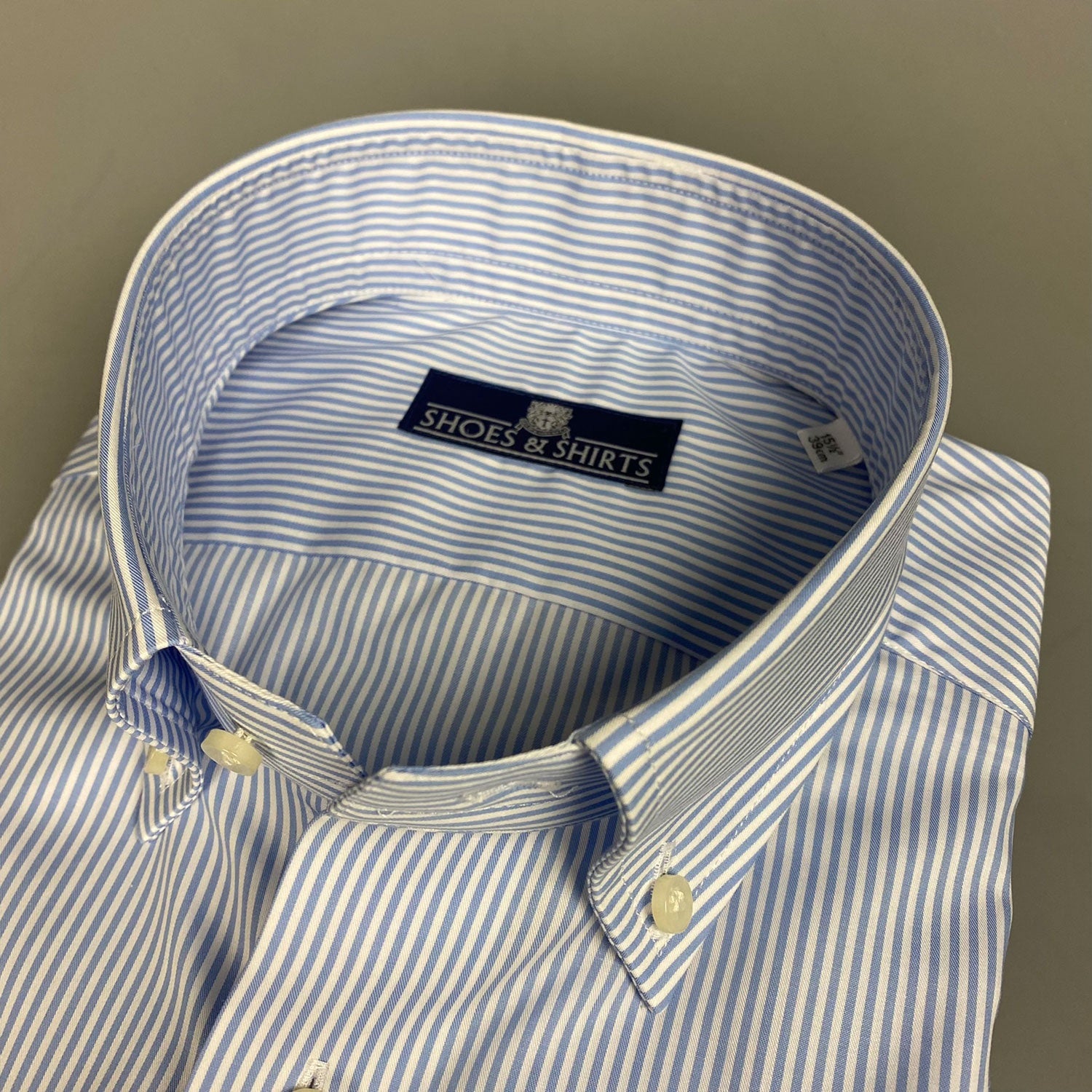 Julius Button D Modern Stripe