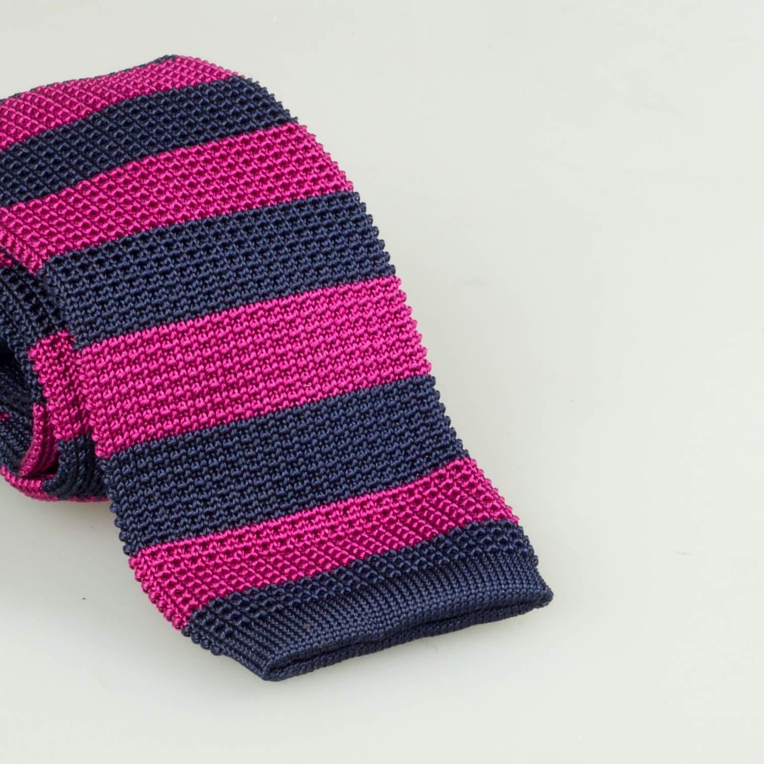 Julius One Stripe