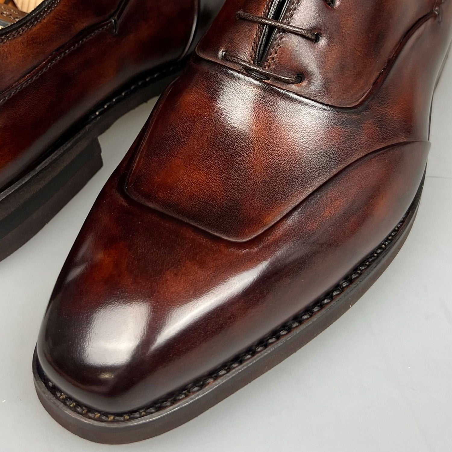 Bontoni Applauso Rivolto Dark Wood Donker Bruin