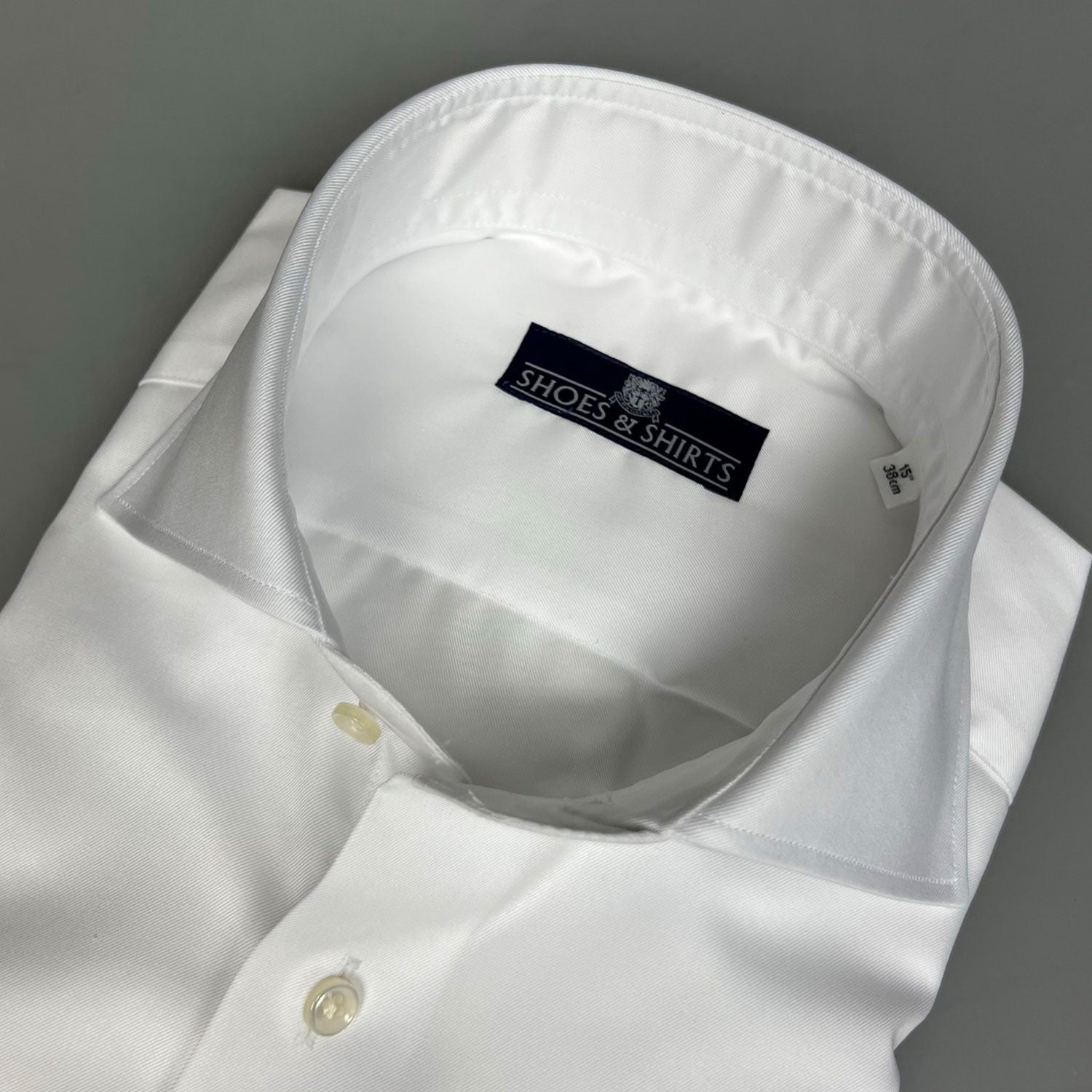 Julius Cutaway MF Twill DC Wit
