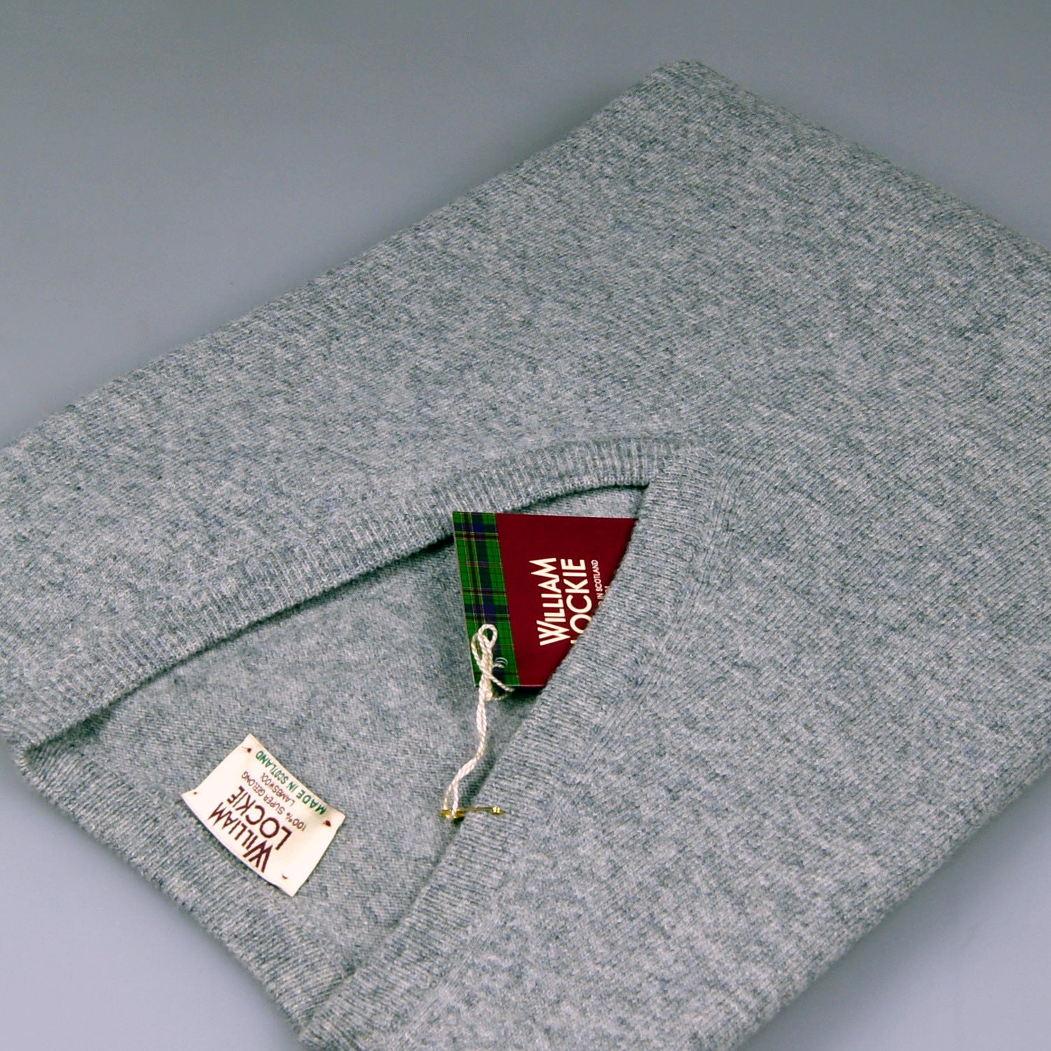 V-neck Super Geelong Sweater Grey