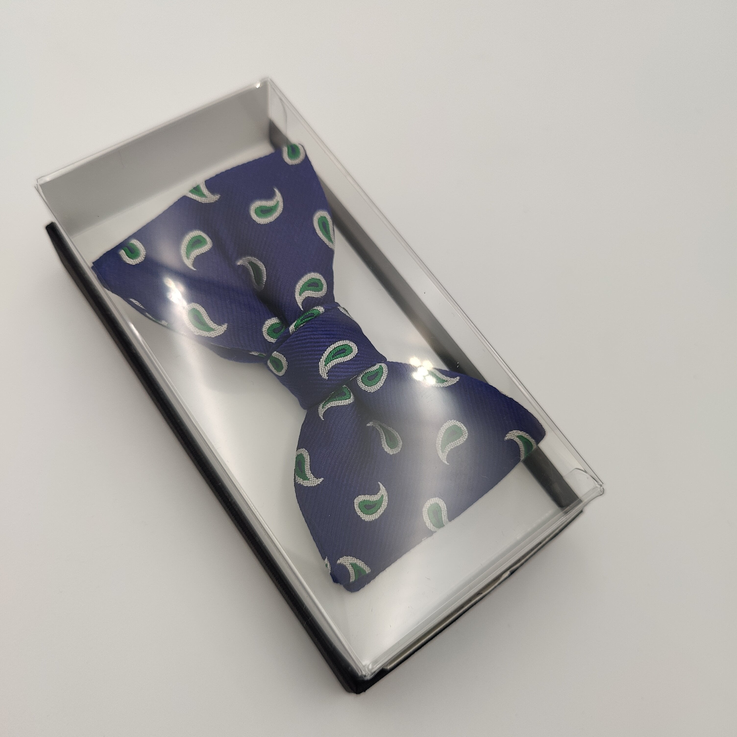 Bow-Tie Paisley Fresh Blue