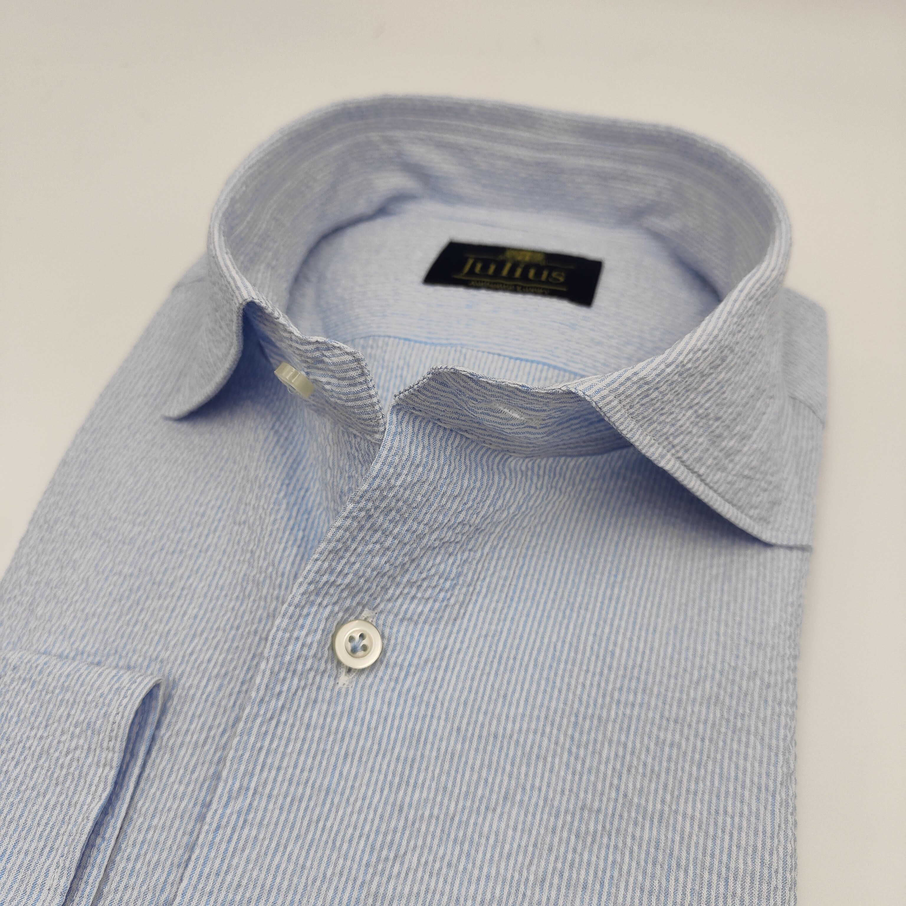 Cutaway Seersucker Shirt Light Blue