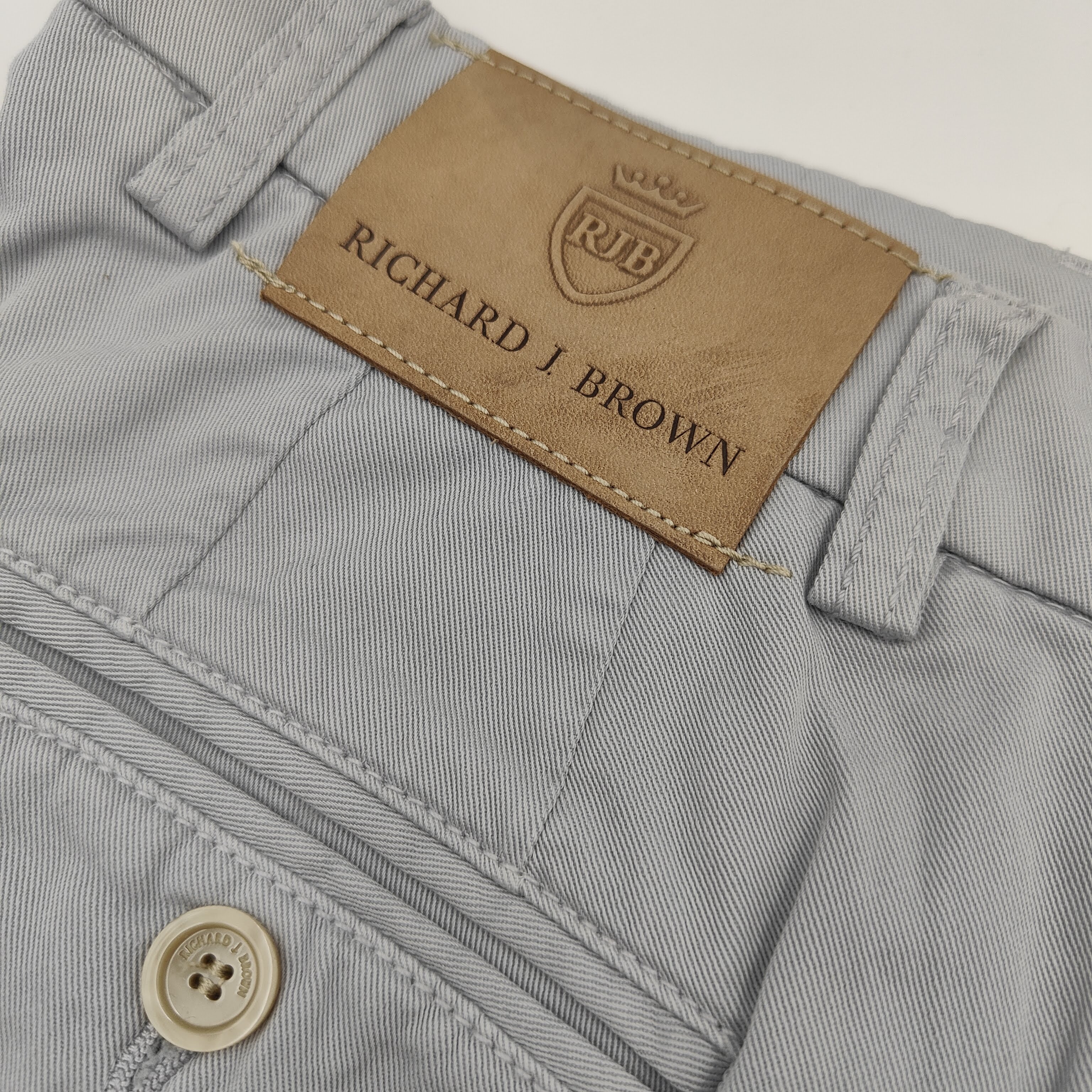 Chino Icon Singapore Light Blue