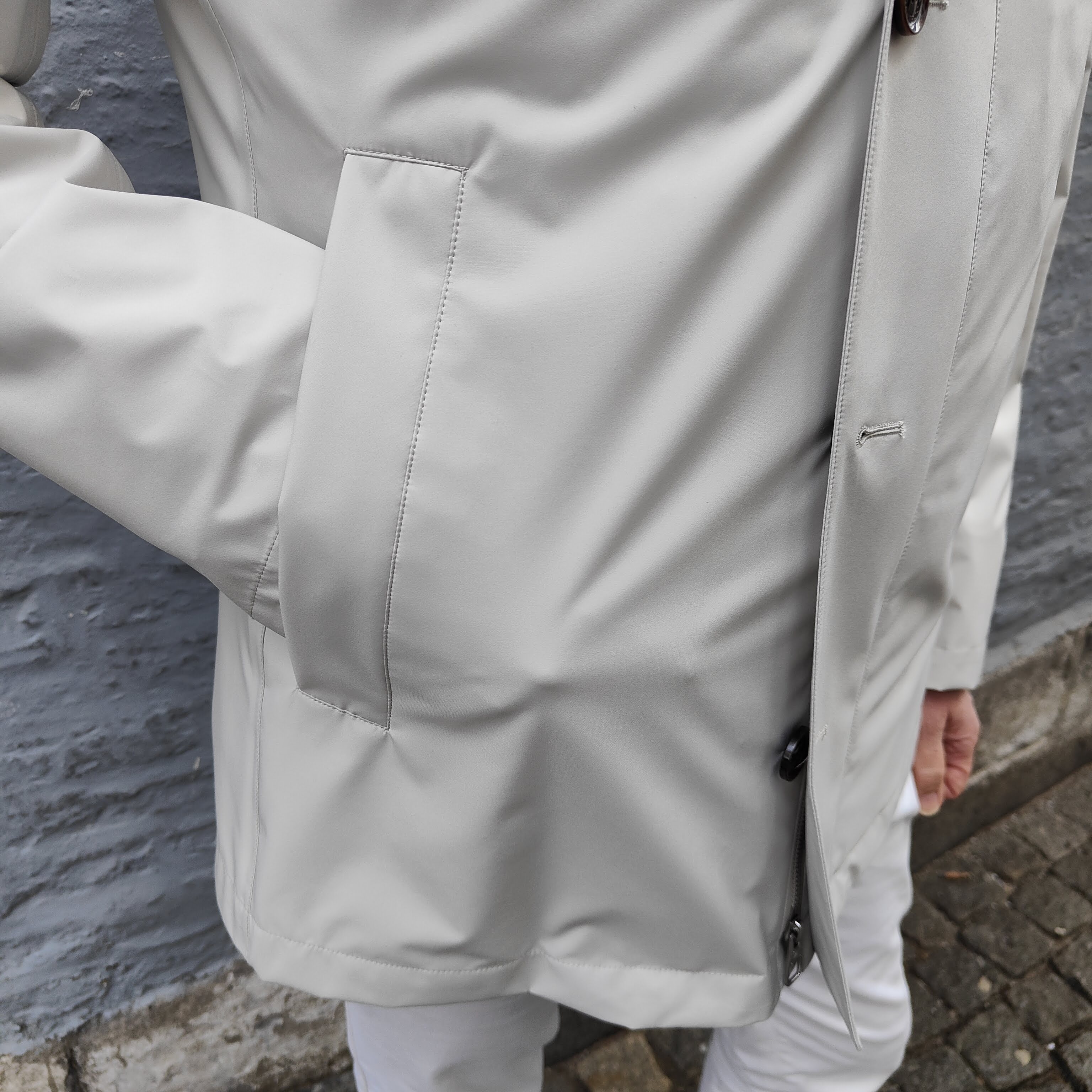 Performance Jacket Ivory