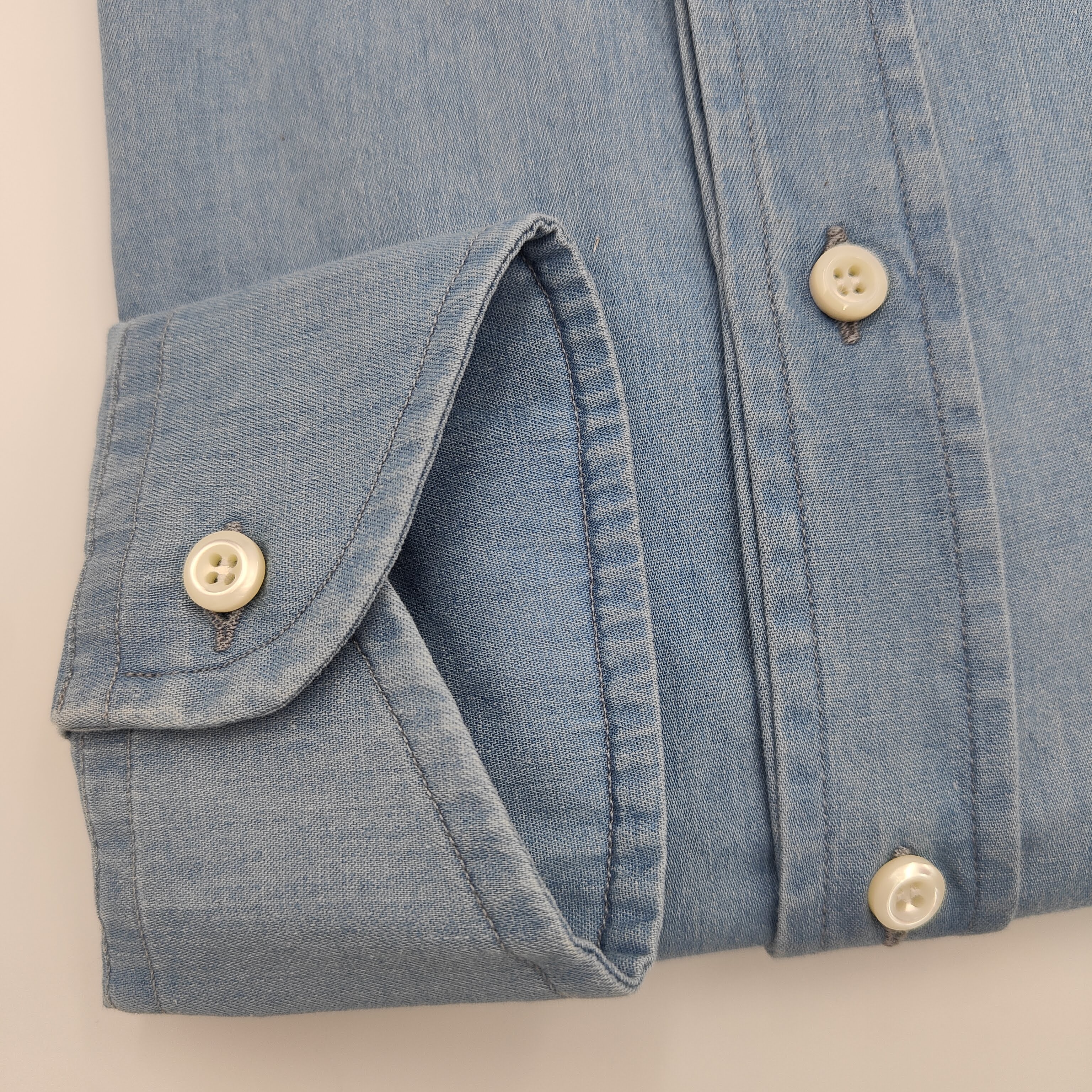 Cutaway Exclusive Denim Light Blue