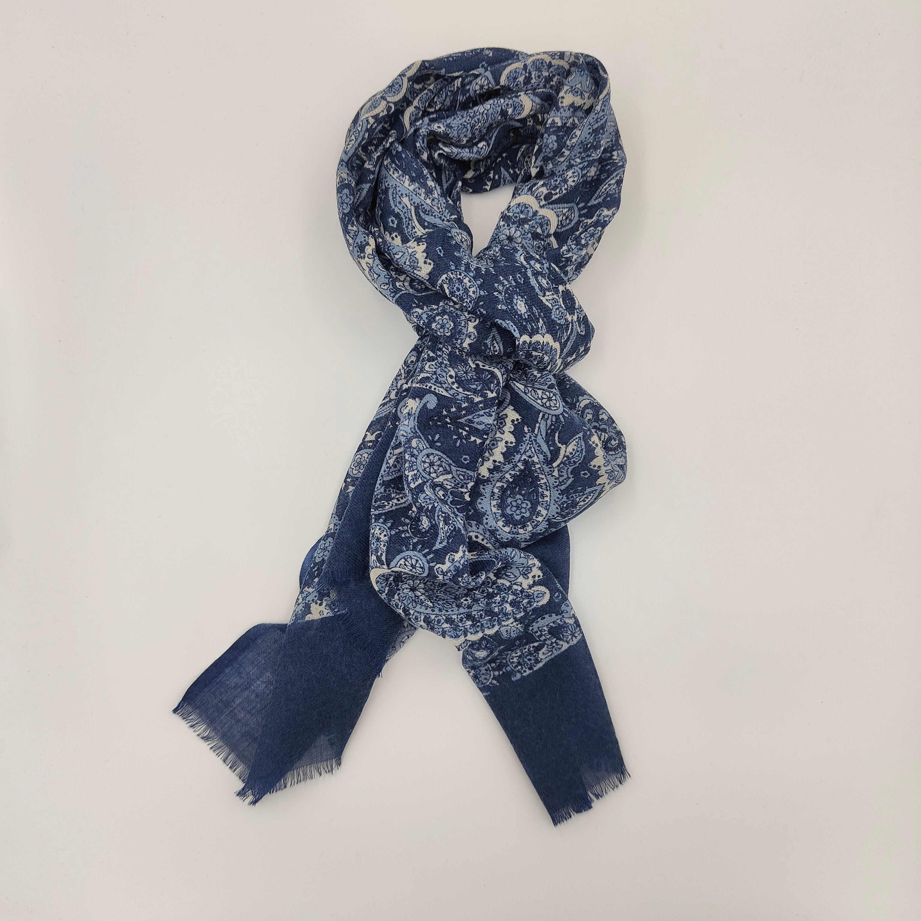 Scarf Light Wool Modena