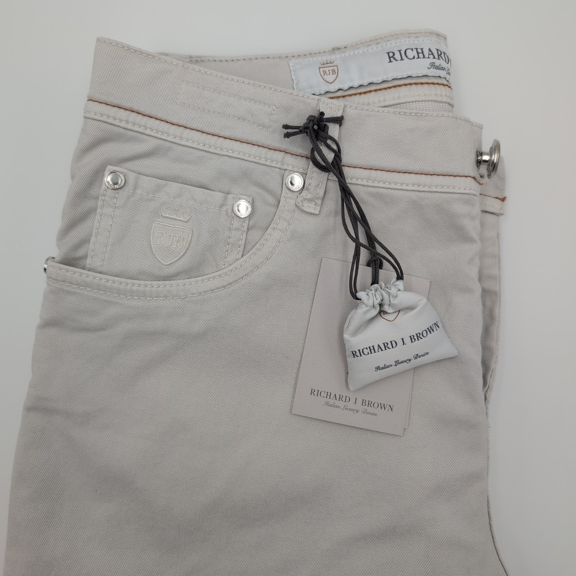 5-pocket Tokyo Luxury Silk Touch Light