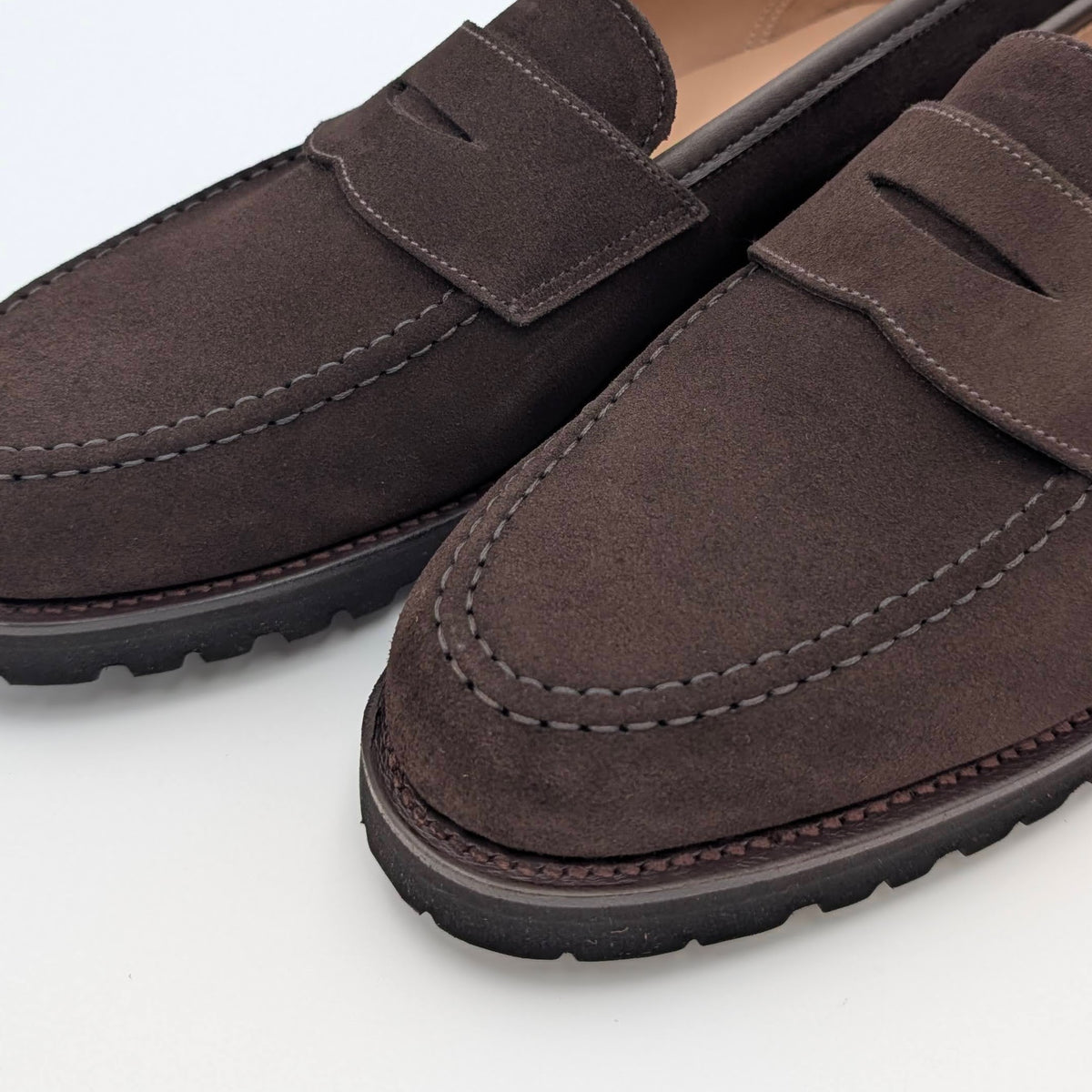 Boston 2 Dark Oak Suede