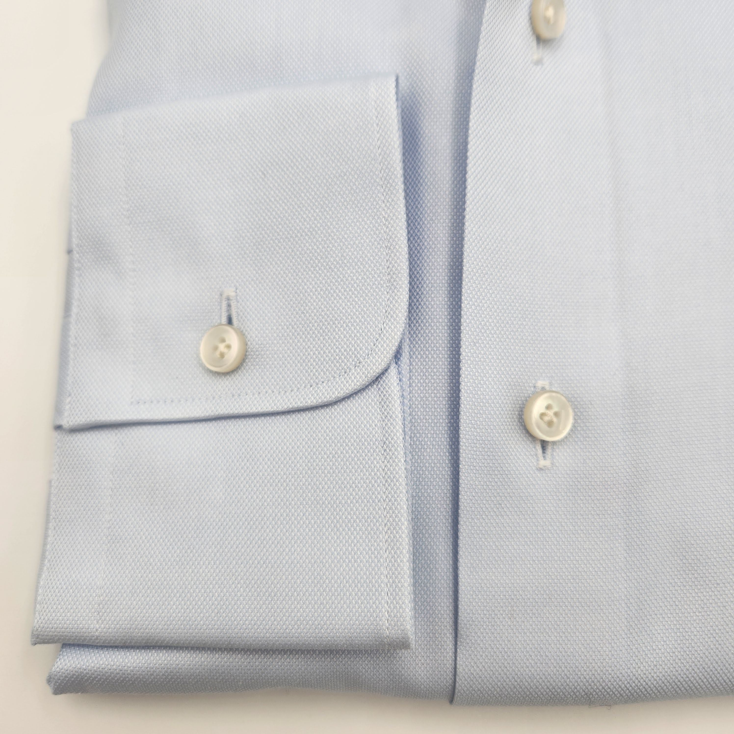Cutaway MF Oxford Light Blue