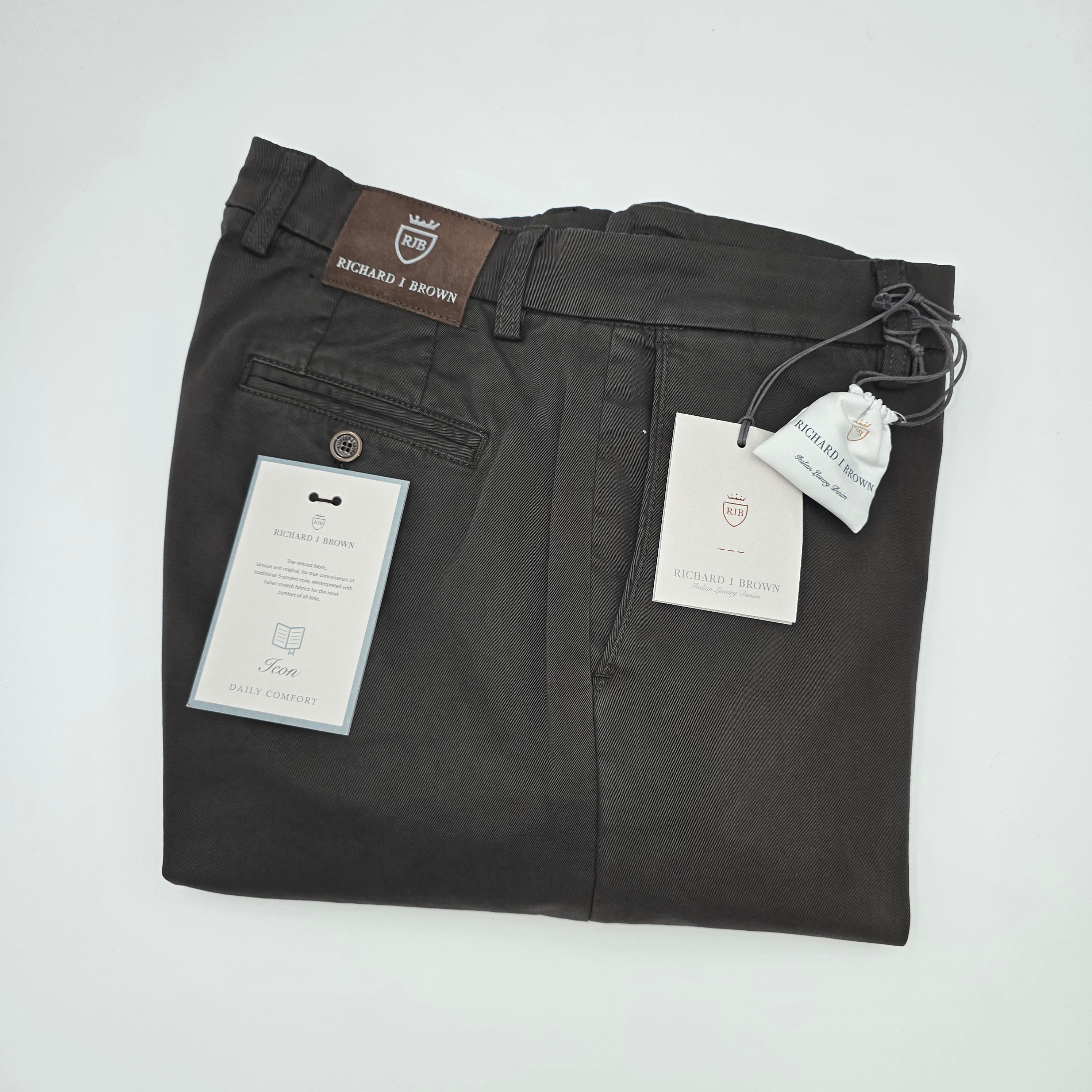 Chino Icon Singapore Dark Brown
