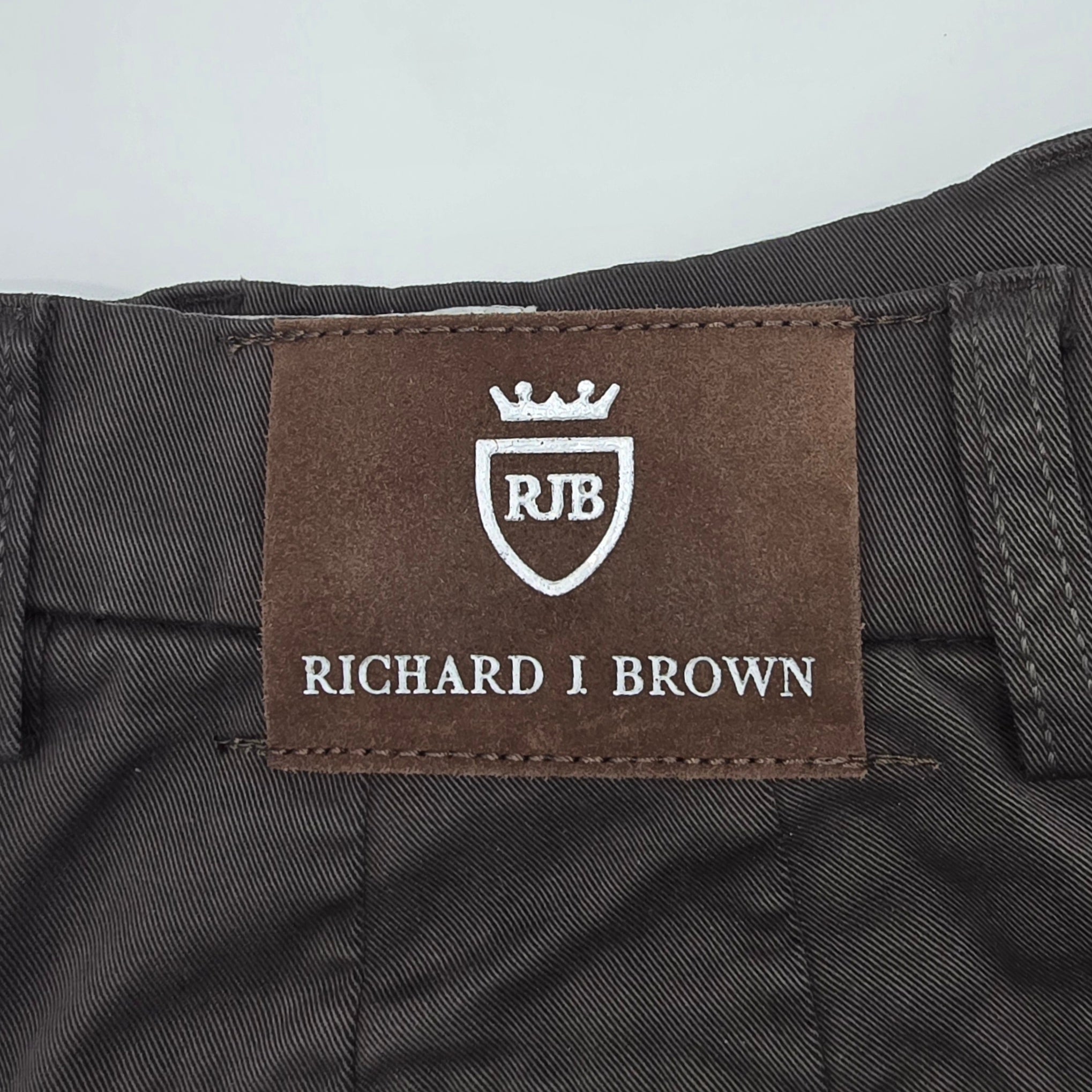 Chino Icon Singapore Dark Brown