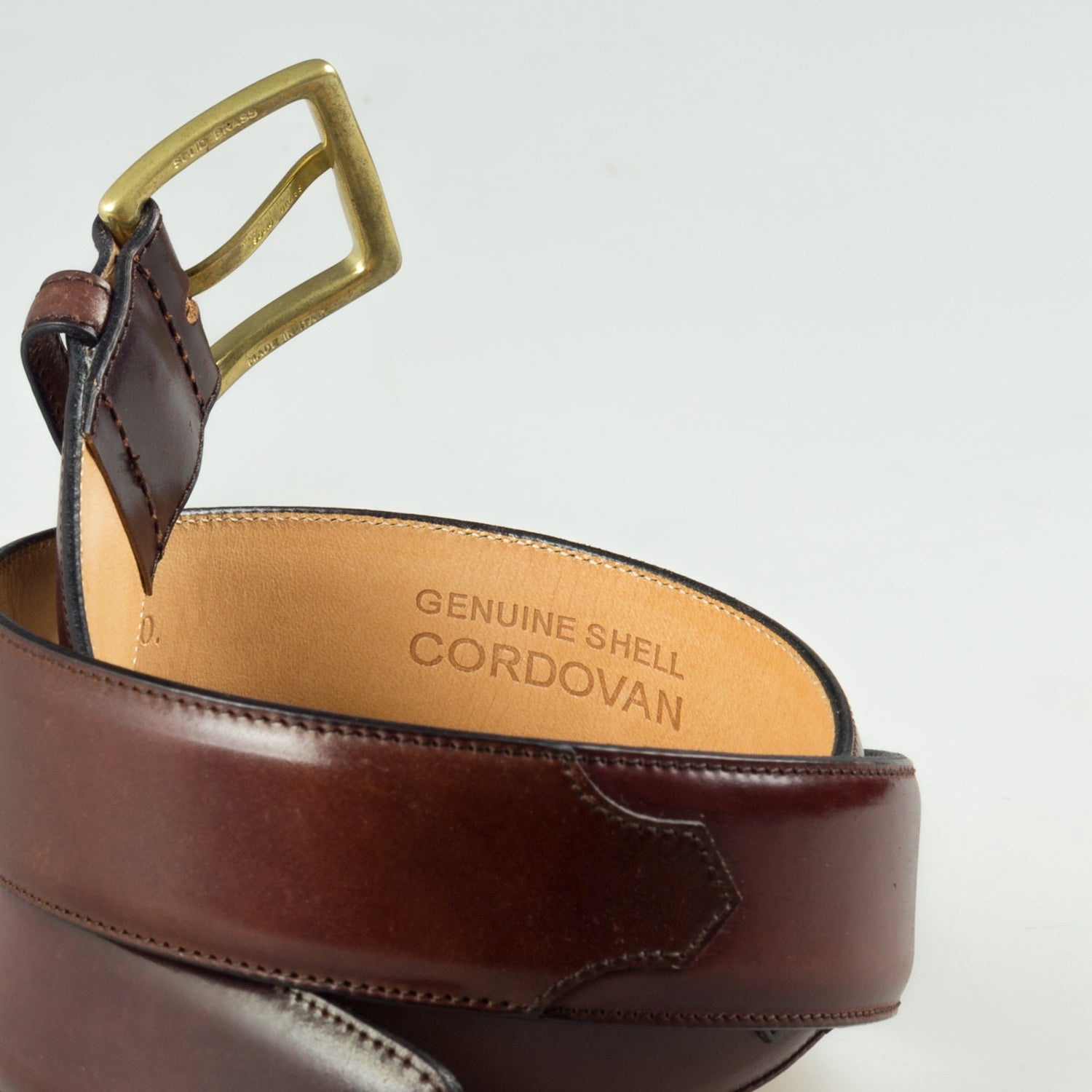 Ruft Cordovan #08 an