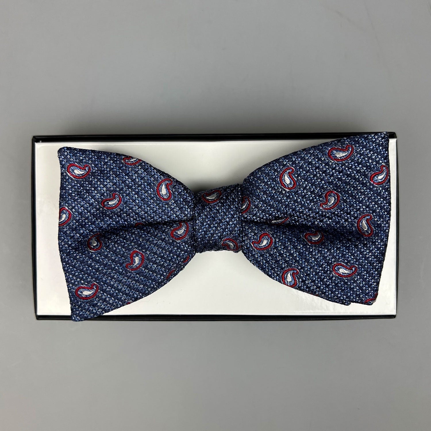 Bow-Tie Paisley