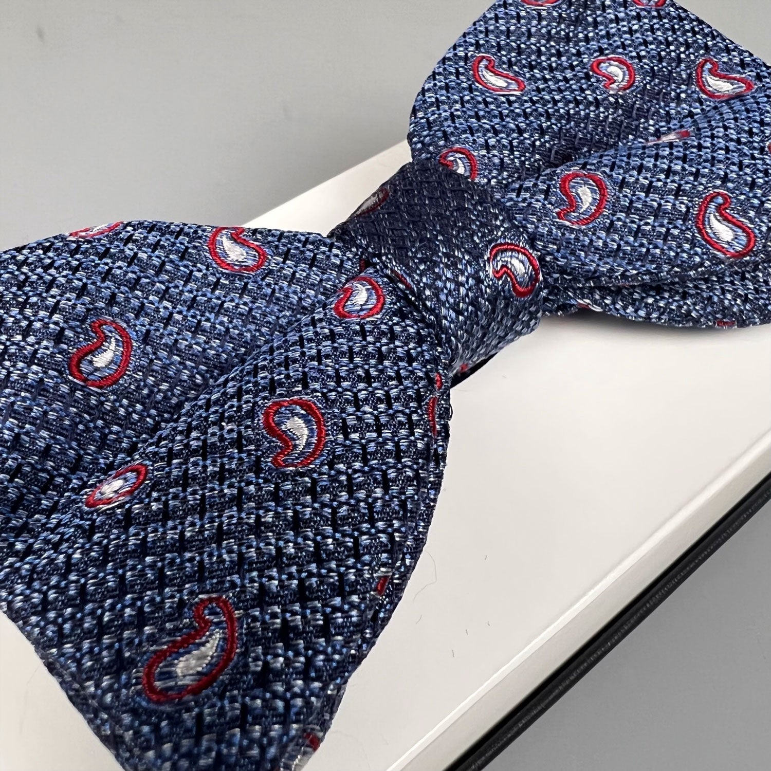 Bow-Tie Paisley