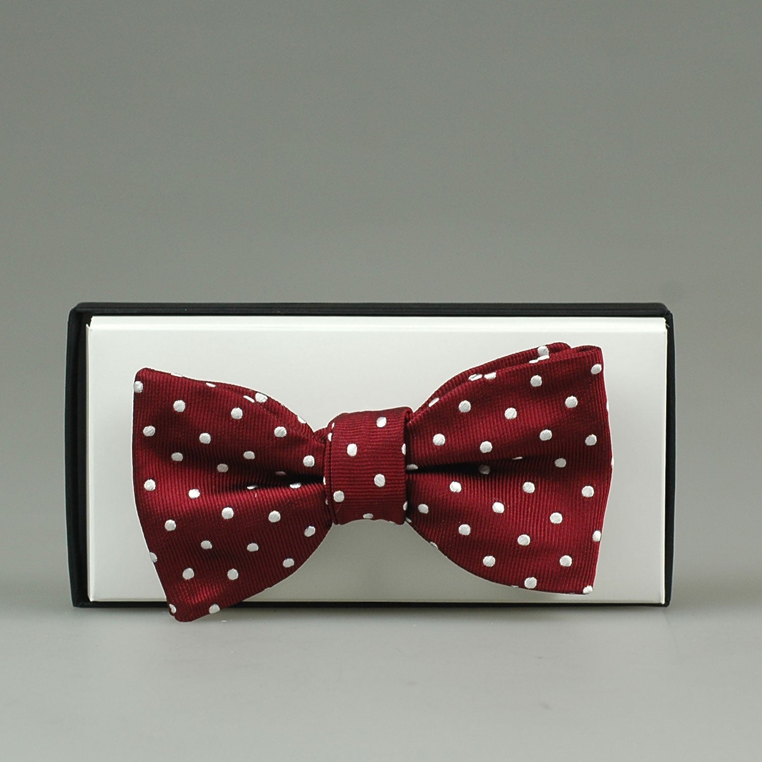 Bow-Tie Polkadot