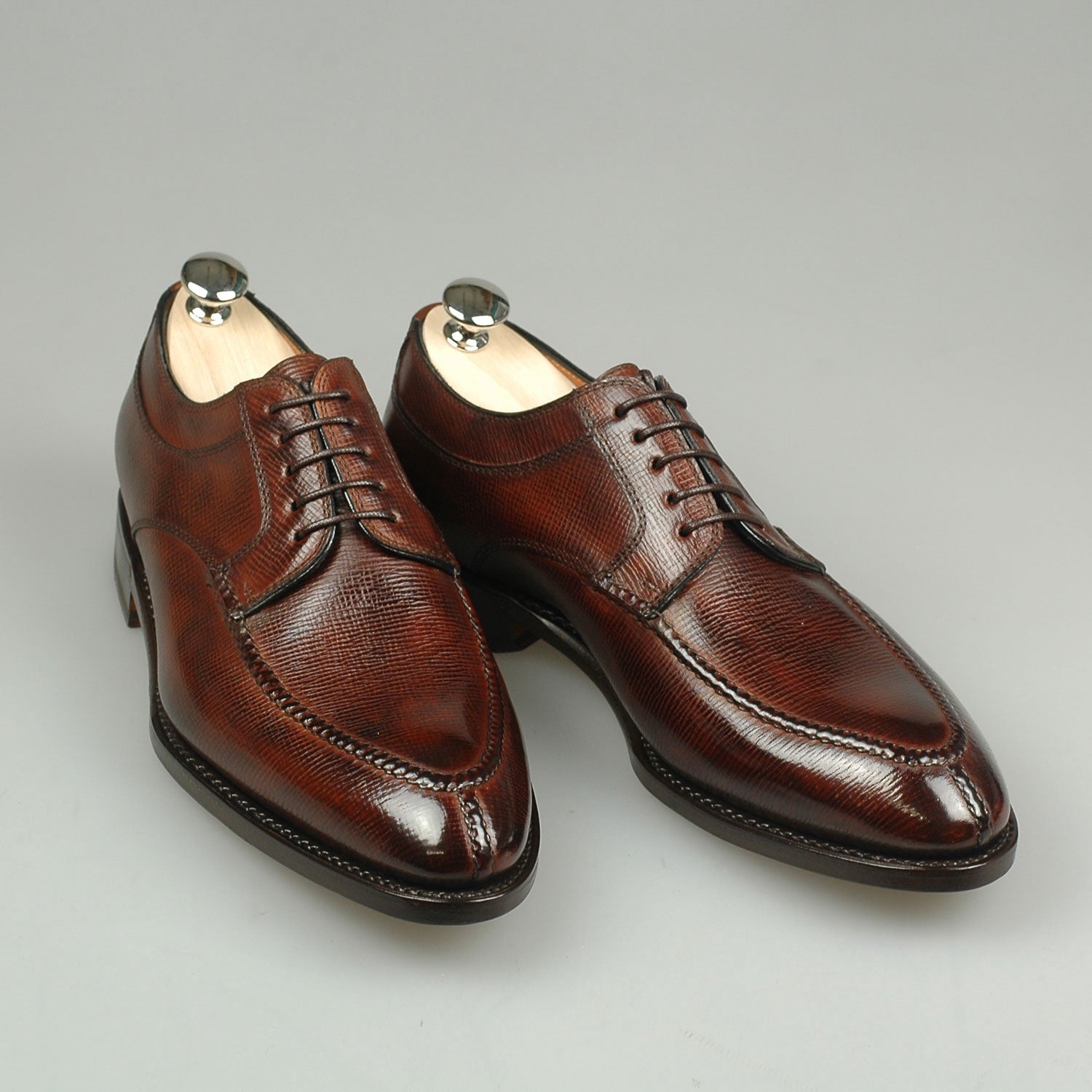 Bontoni Quasimodo Hatch Grain Limited Burgundy