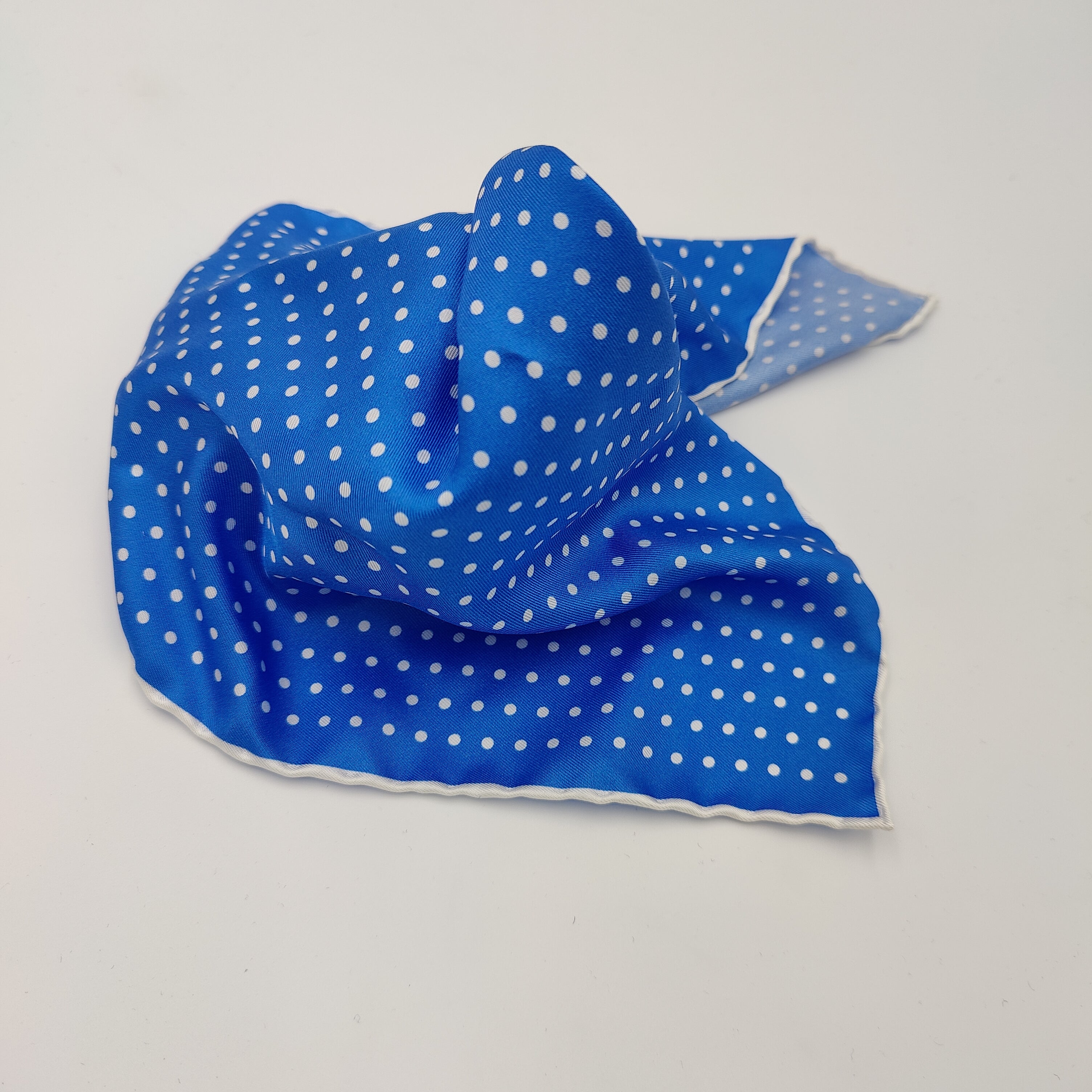 Pocket Square Dot