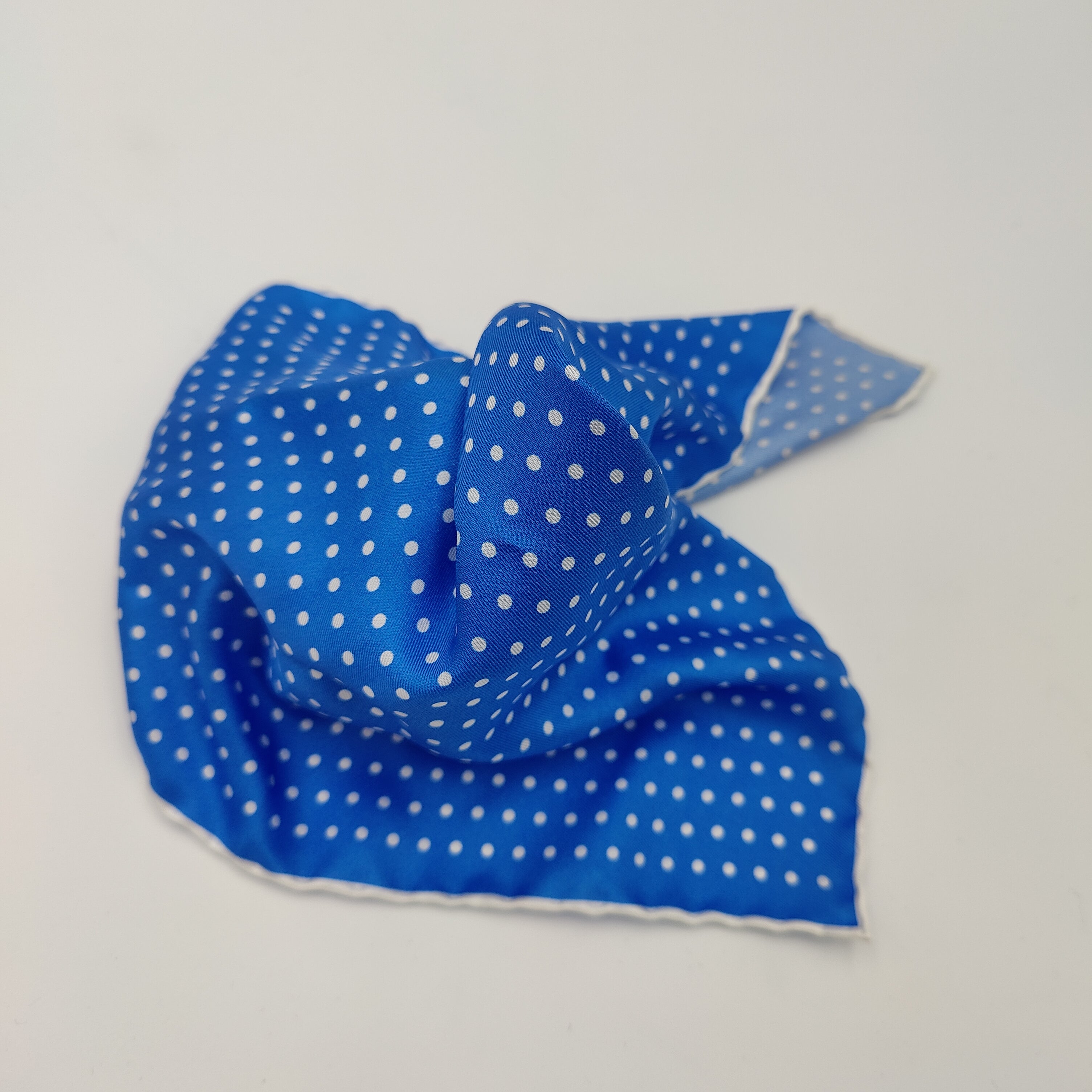 Pocket Square Dot