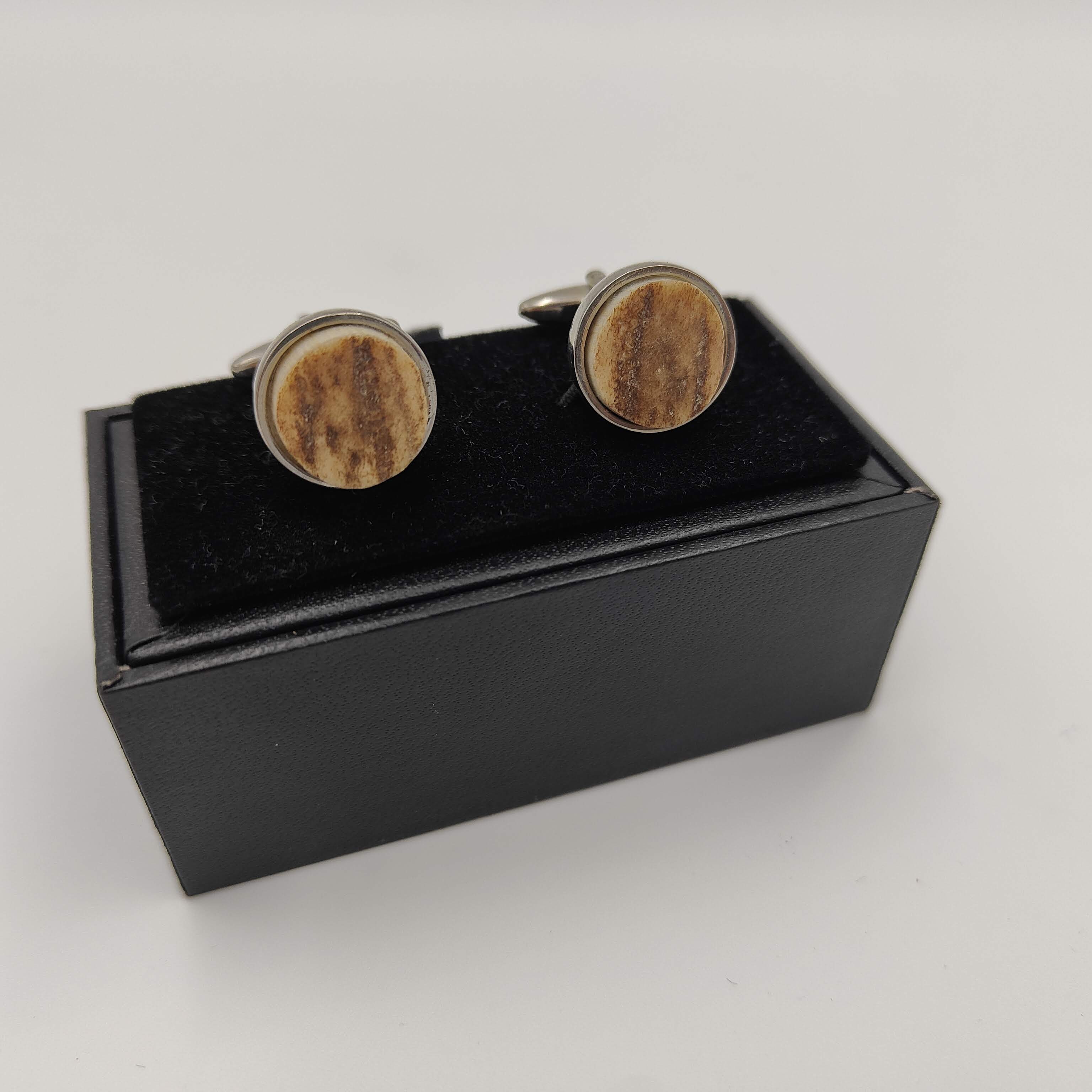 Cufflink Round Horn