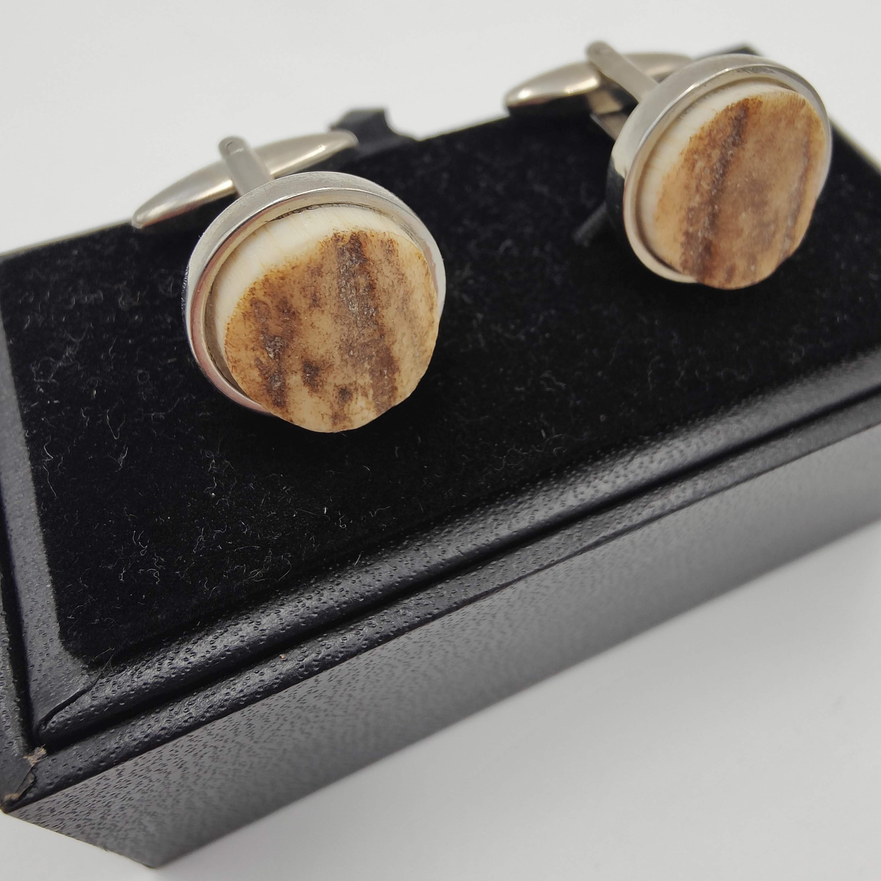 Cufflink Round Horn