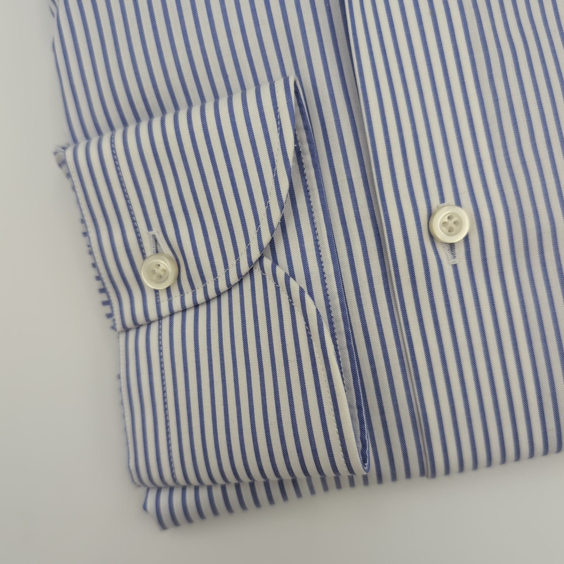 Cutaway Shirt Stripes Blue