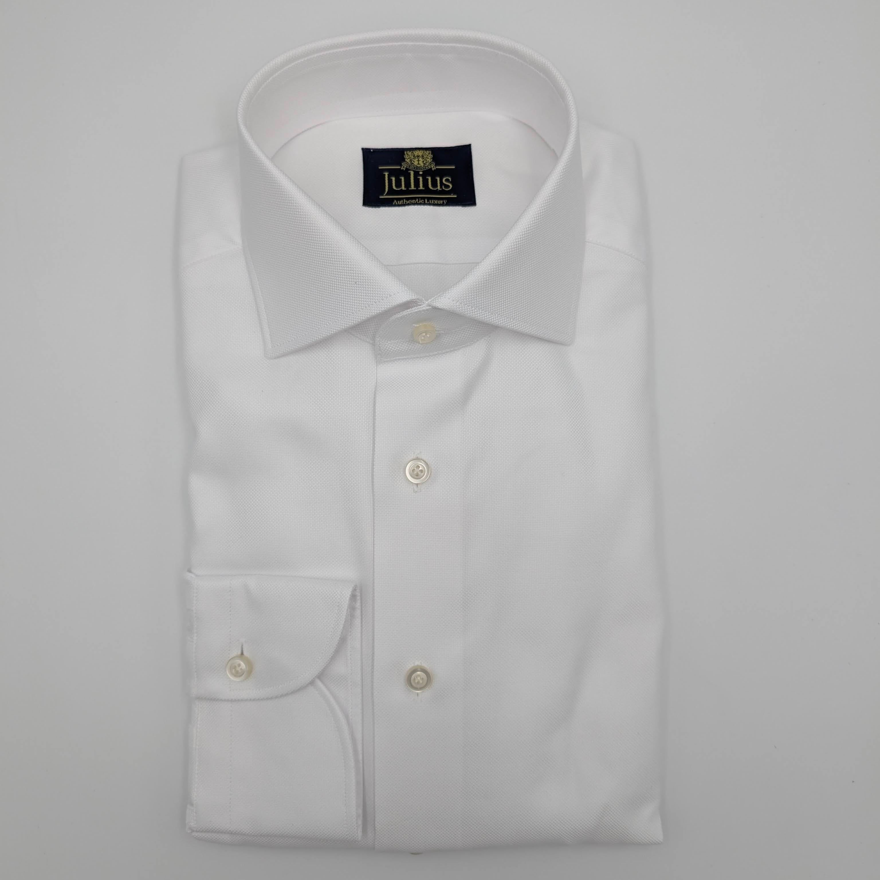 Cutaway Oxford White