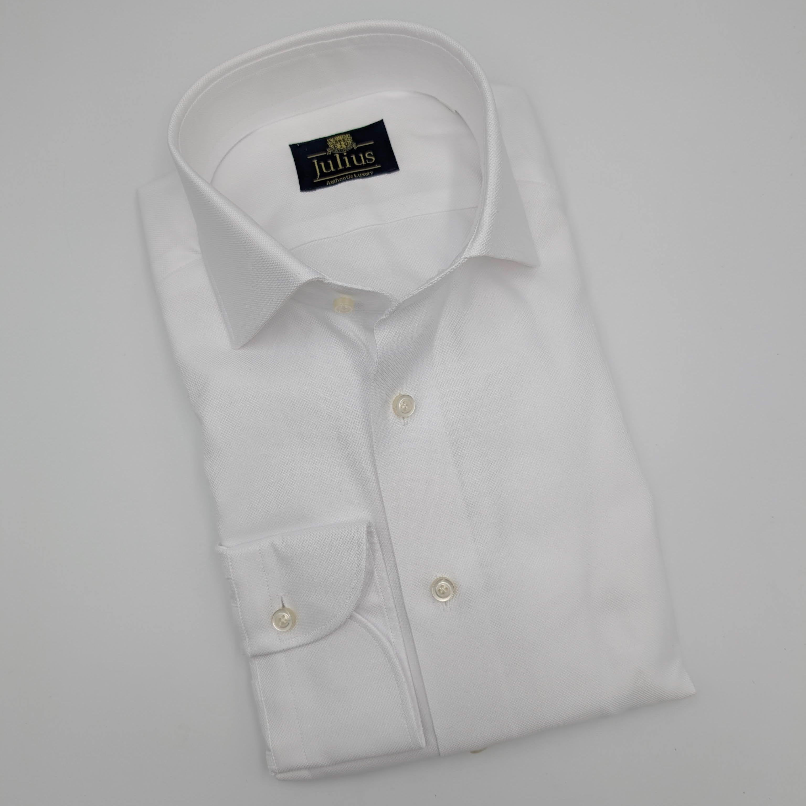 Cutaway Oxford White